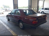 MERCEDES-BENZ 300 E WDBEA30D9KA****** снимка