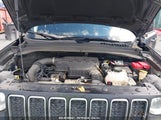 Jeep Renegade Latitude 4X4 ZACNJDB10NPN44724 photo