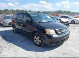 DODGE GRAND CARAVAN SXT photo