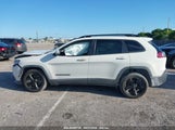 JEEP CHEROKEE ALTITUDE FWD 1C4PJLLX1KD****** photo