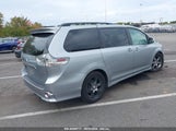 TOYOTA SIENNA SE 5TDXK3DC5BS****** fotografie