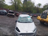 Ford Fiesta Se 3FADP4BJXHM156653 снимка