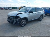 MITSUBISHI OUTLANDER ES JA4AD2A36JJ****** fotografie