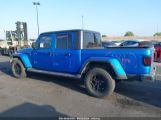 JEEP GLADIATOR WILLYS 4X4 photo