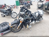HARLEY-DAVIDSON FLHTK 1HD1KEM11BB615418 fotografie