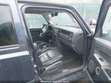JEEP COMMANDER SPORT 1J4RG4GK3AC****** снимка