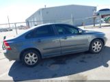 VOLVO S40 T5 photo