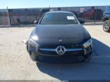 MERCEDES-BENZ A 220 photo