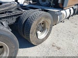 VOLVO VNL 4V4NC9EG6JN****** снимка