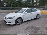 HONDA ACCORD EX 1HGCR2F72EA****** снимка