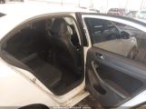 VOLKSWAGEN JETTA 2.5L SE photo