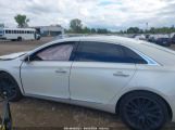 CADILLAC XTS PLATINUM снимка