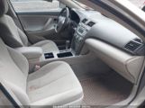 TOYOTA CAMRY LE photo