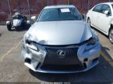 LEXUS IS 200T снимка