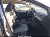 VOLKSWAGEN E-GOLF SE WVWKP7AU7GW****** снимка