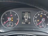 VOLKSWAGEN PASSAT 2.0L TDI SE 1VWBV7A30FC066788 fotografie