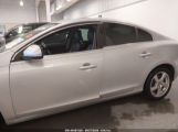 VOLVO S60 T5 снимка