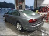 VOLKSWAGEN PASSAT 2.0T WOLFSBURG EDITION снимка