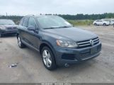 VOLKSWAGEN TOUAREG VR6 LUX снимка