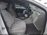 BUICK LACROSSE CX 4 CYL. 1G4GA5EC2AF****** снимка