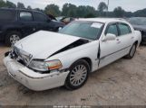 LINCOLN TOWN CAR SIGNATURE снимка