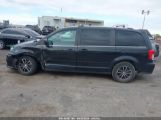 DODGE GRAND CARAVAN SXT photo