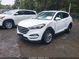 HYUNDAI TUCSON SE KM8J3CA43GU****** fotografie