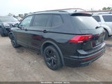 VOLKSWAGEN TIGUAN 2.0T SE R-LINE BLACK/SE BLACK 3VV8B7AX2RM049195 снимка