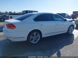 VOLKSWAGEN PASSAT 2.0L TDI SE 1VWBV7A3XFC****** снимка