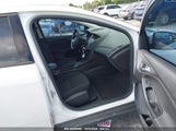 Ford Focus Se 1FADP3F23JL294930 fotografie