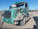 VOLVO VN VNL 4V4NC9GG76N****** снимка
