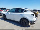 TESLA MODEL Y LONG RANGE DUAL MOTOR ALL-WHEEL DRIVE photo