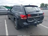 VOLKSWAGEN ATLAS 3.6L V6 SE W/TECHNOLOGY R-LINE photo