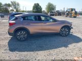 INFINITI QX30 PREMIUM photo