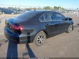 VOLKSWAGEN JETTA 1.4T SE снимка