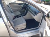 VOLKSWAGEN PASSAT 2.0T SE photo