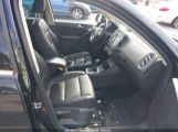 VOLKSWAGEN TIGUAN SE photo