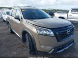 NISSAN PATHFINDER PLATINUM FWD снимка