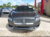 LINCOLN CONTINENTAL STANDARD 1LN6L9PK5L5****** fotografie