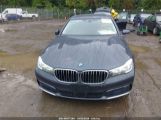 BMW 740I снимка