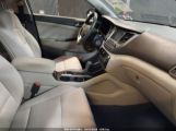 HYUNDAI TUCSON SEL photo