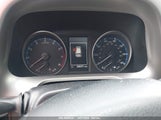 TOYOTA RAV4 XLE JTMWFREV0HJ****** снимка