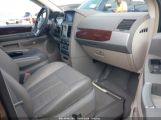 CHRYSLER TOWN & COUNTRY TOURING снимка