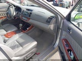 TOYOTA CAMRY XLE V6 4T1BF30K32U****** снимка