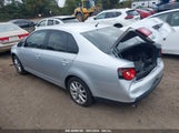VOLKSWAGEN JETTA LIMITED 3VWAZ7AJ9AM****** снимка
