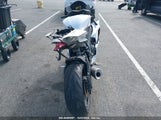 YAMAHA YZFR6 JYARJ28E5KA004960 photo