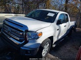 TOYOTA TUNDRA SR5 5.7L V8 5TFUW5F1XGX****** снимка