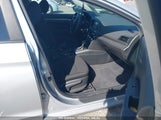 HYUNDAI ELANTRA SE KMHD74LF6LU085892 снимка