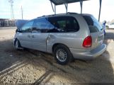 CHRYSLER TOWN & COUNTRY LXI photo