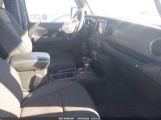 JEEP WRANGLER 2-DOOR SPORT S 4X4 1C4GJXAN8PW****** fotografie